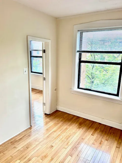 2541 W SUNNYSIDE AVE 60625-unit#1-Chicago-IL