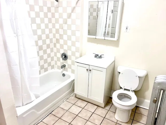 2541 W SUNNYSIDE AVE 60625-unit#1-Chicago-IL