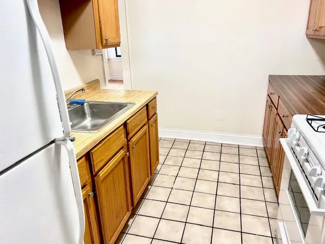 2541 W SUNNYSIDE AVE 60625-unit#1-Chicago-IL