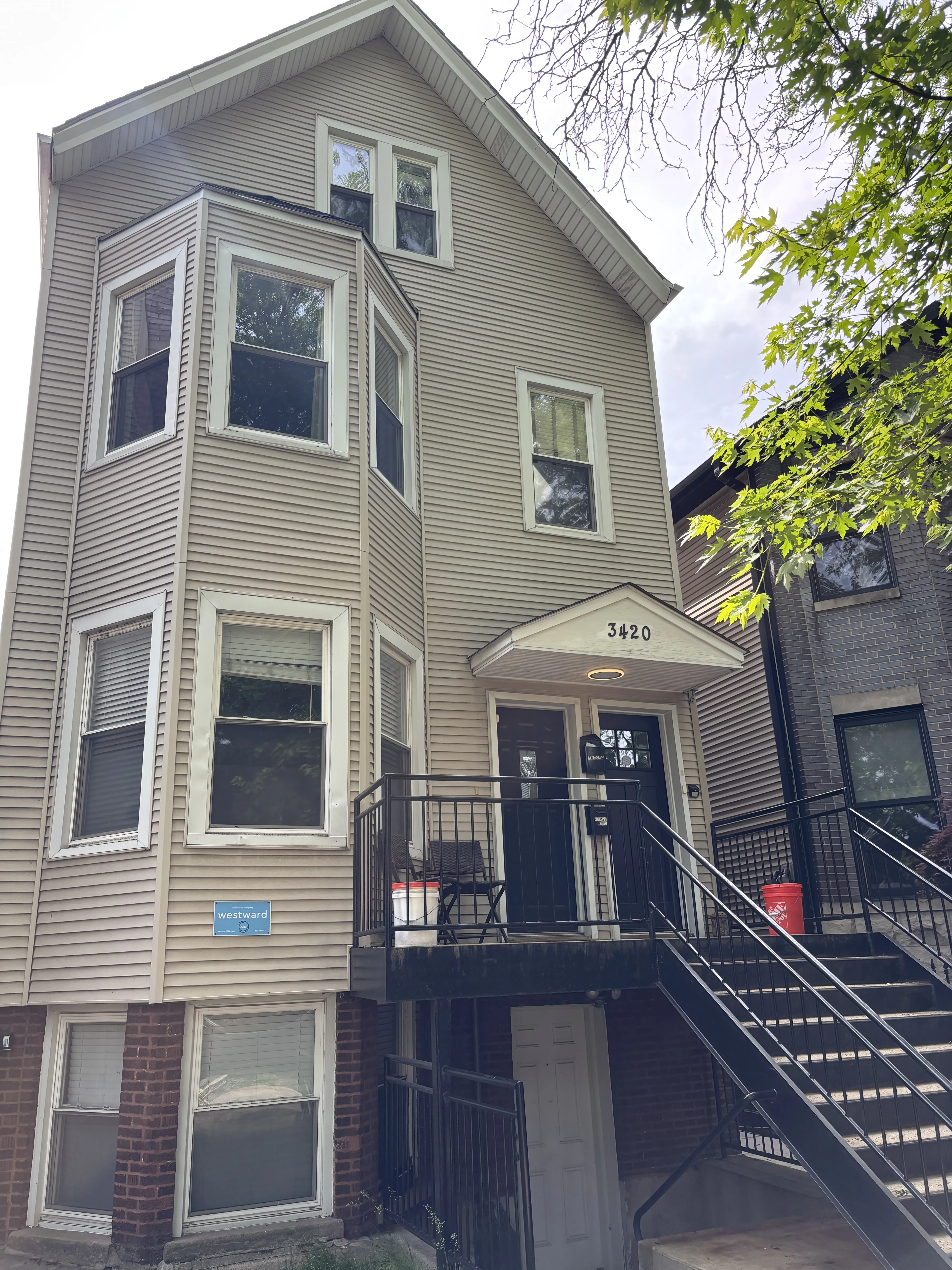 Claremont 60618-unit#2-Chicago-IL
