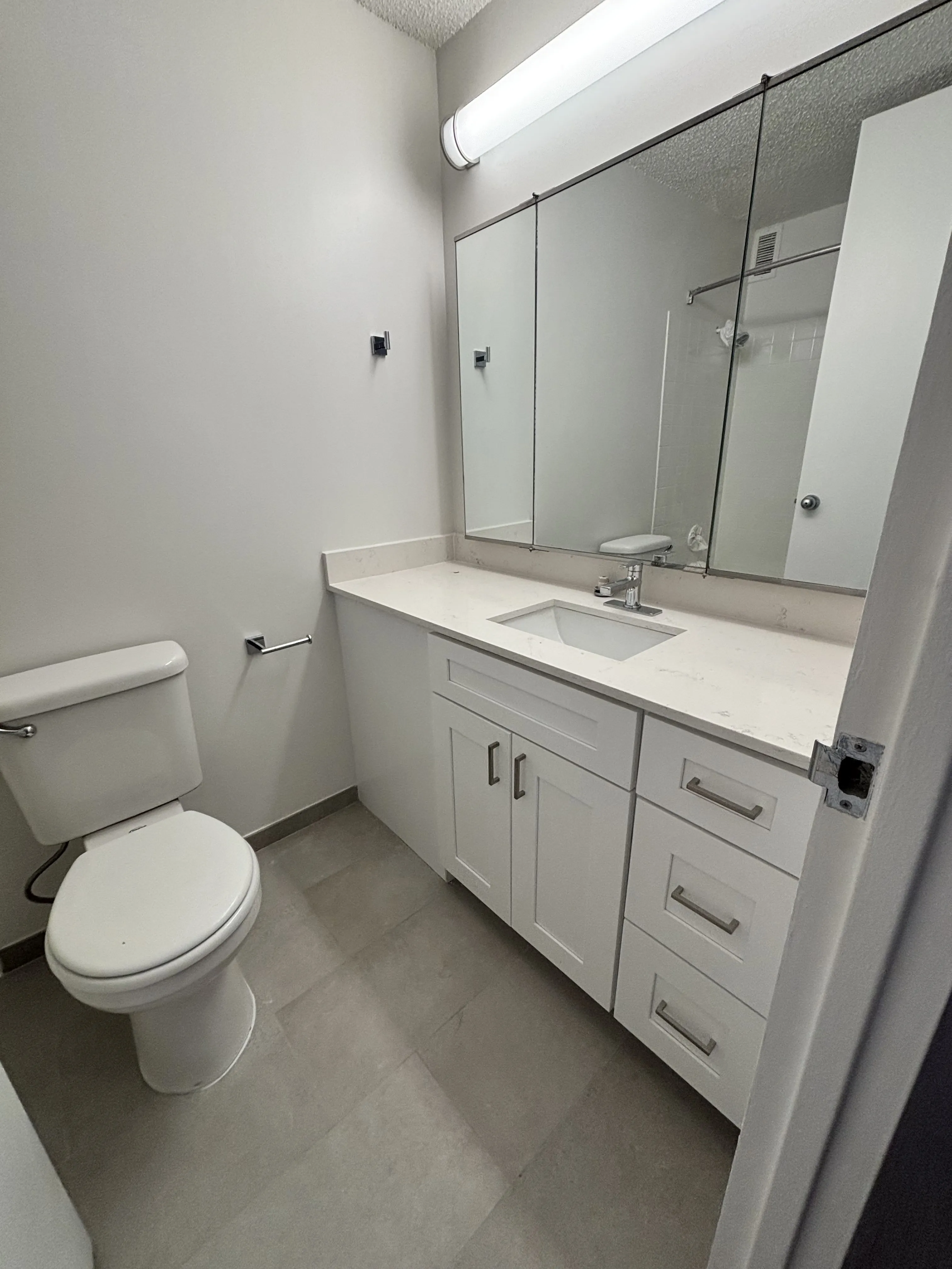 233 E Wacker Dr 60601 60601-unit#1706-Chicago-IL