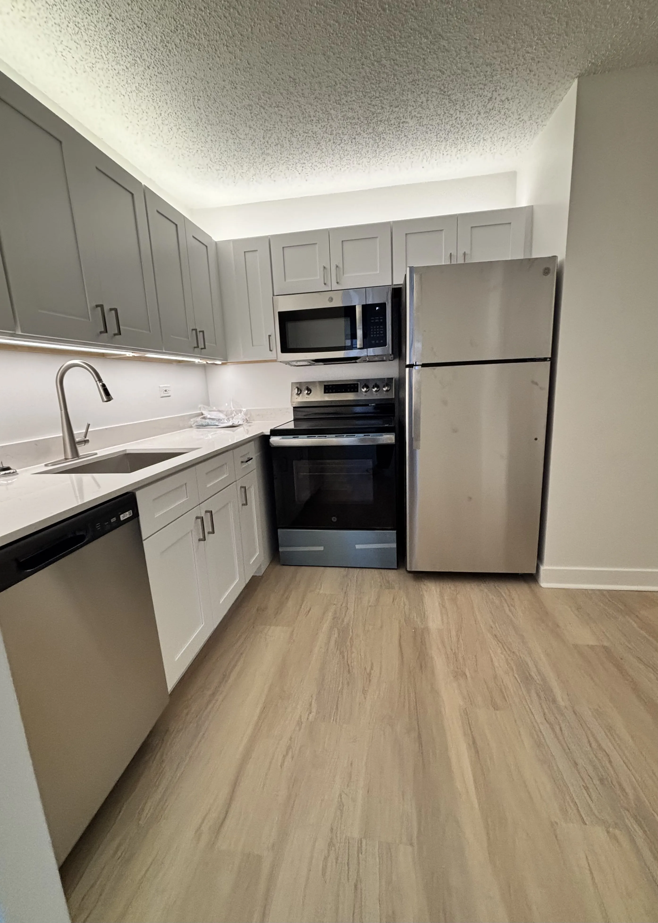233 E Wacker Dr 60601 60601-unit#1706-Chicago-IL