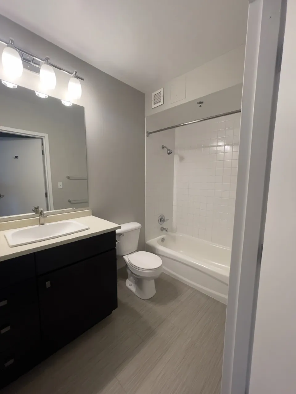 121 W Chestnut St   60610 60610-unit#3406-Chicago-IL