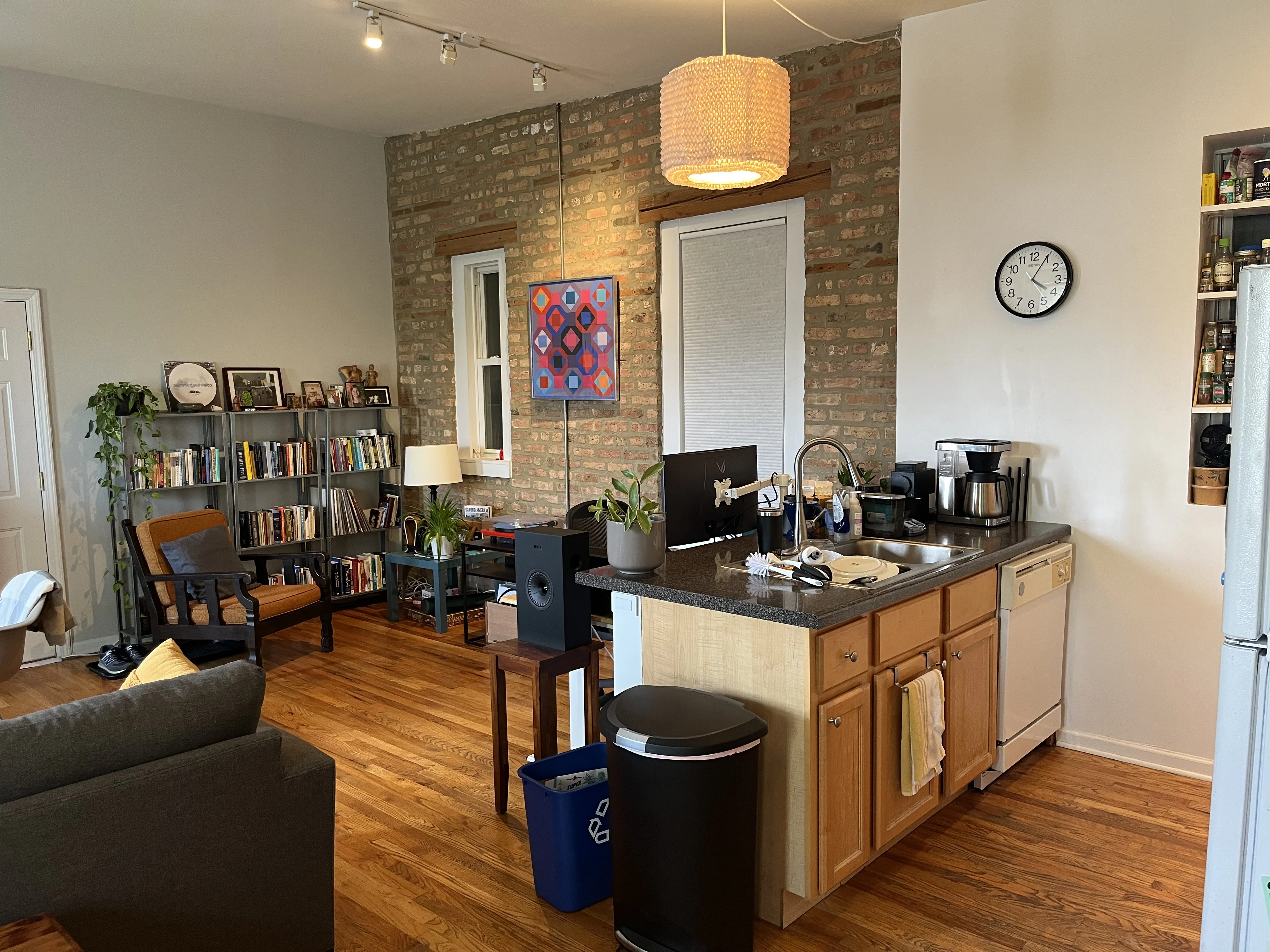 2025 N Damen Ave   60647 60647-Chicago-IL
