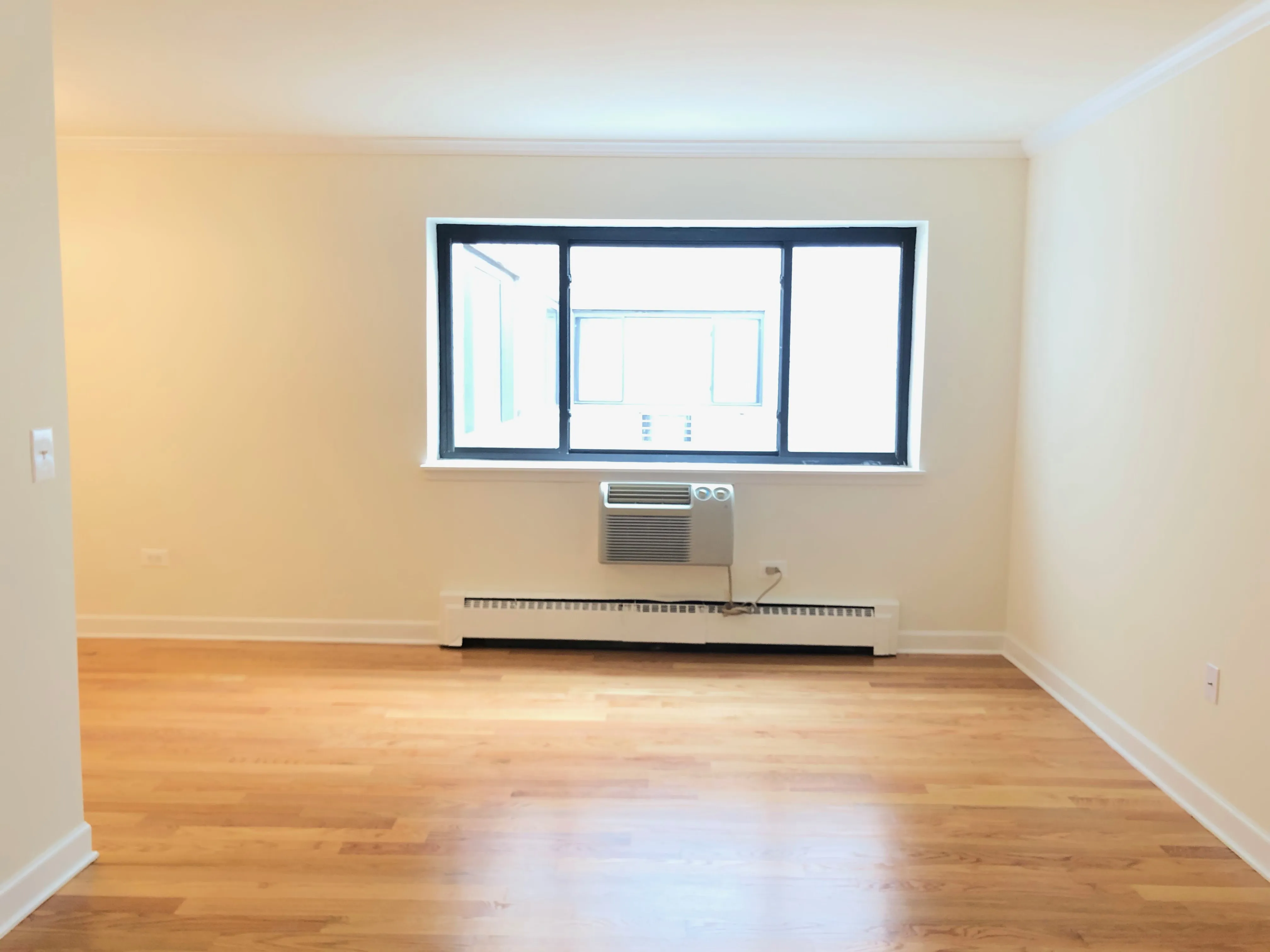 5423 N Winthrop Ave   60640 60640-Winthrop Station Apartments-unit#302-Chicago-IL