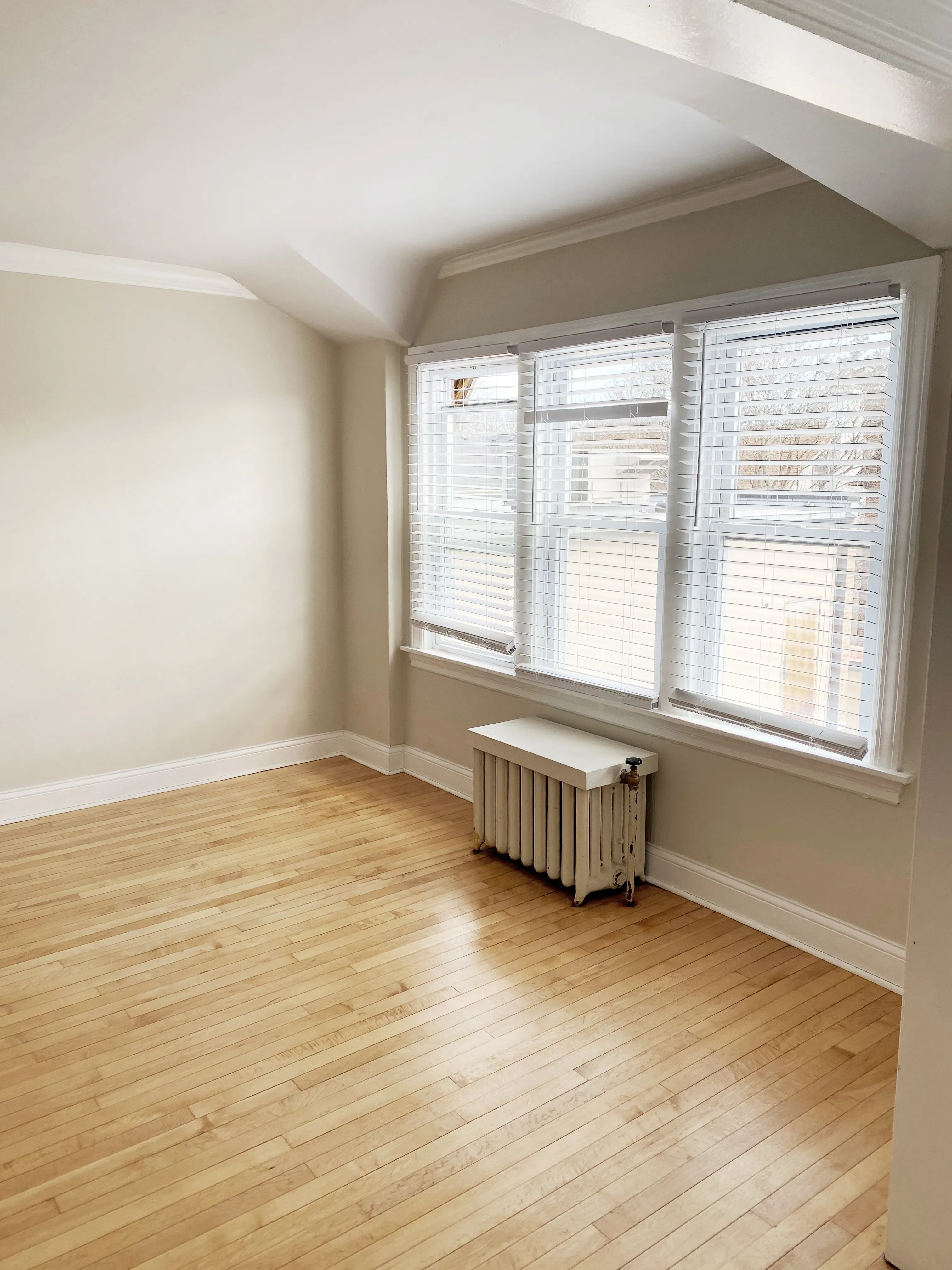 733 Elm St   60093 60093-Elm-unit#302-Winnetka-IL