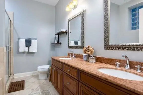 Henderson 60657-unit#1-Chicago-IL