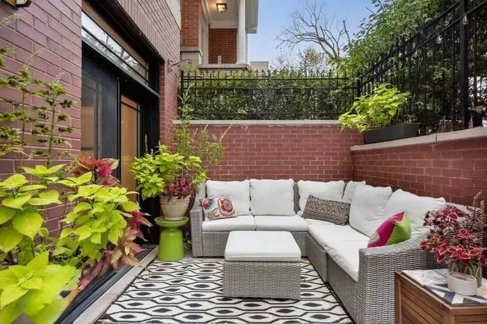 Henderson 60657-unit#1-Chicago-IL