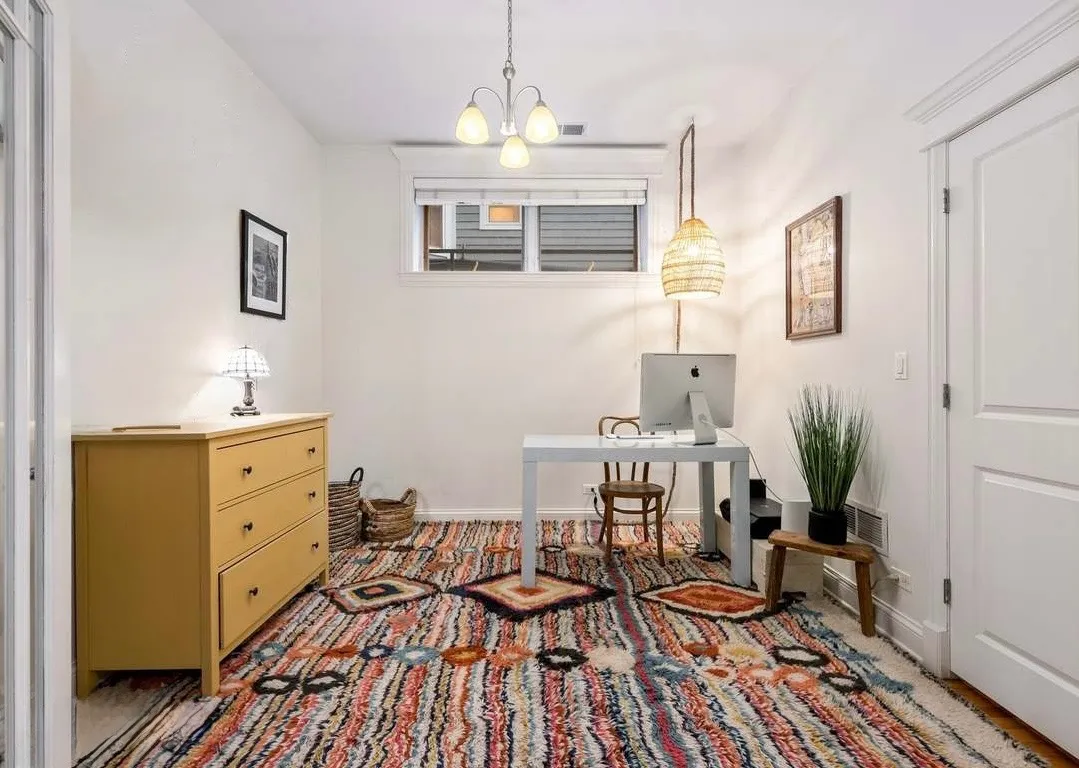 Henderson 60657-unit#1-Chicago-IL