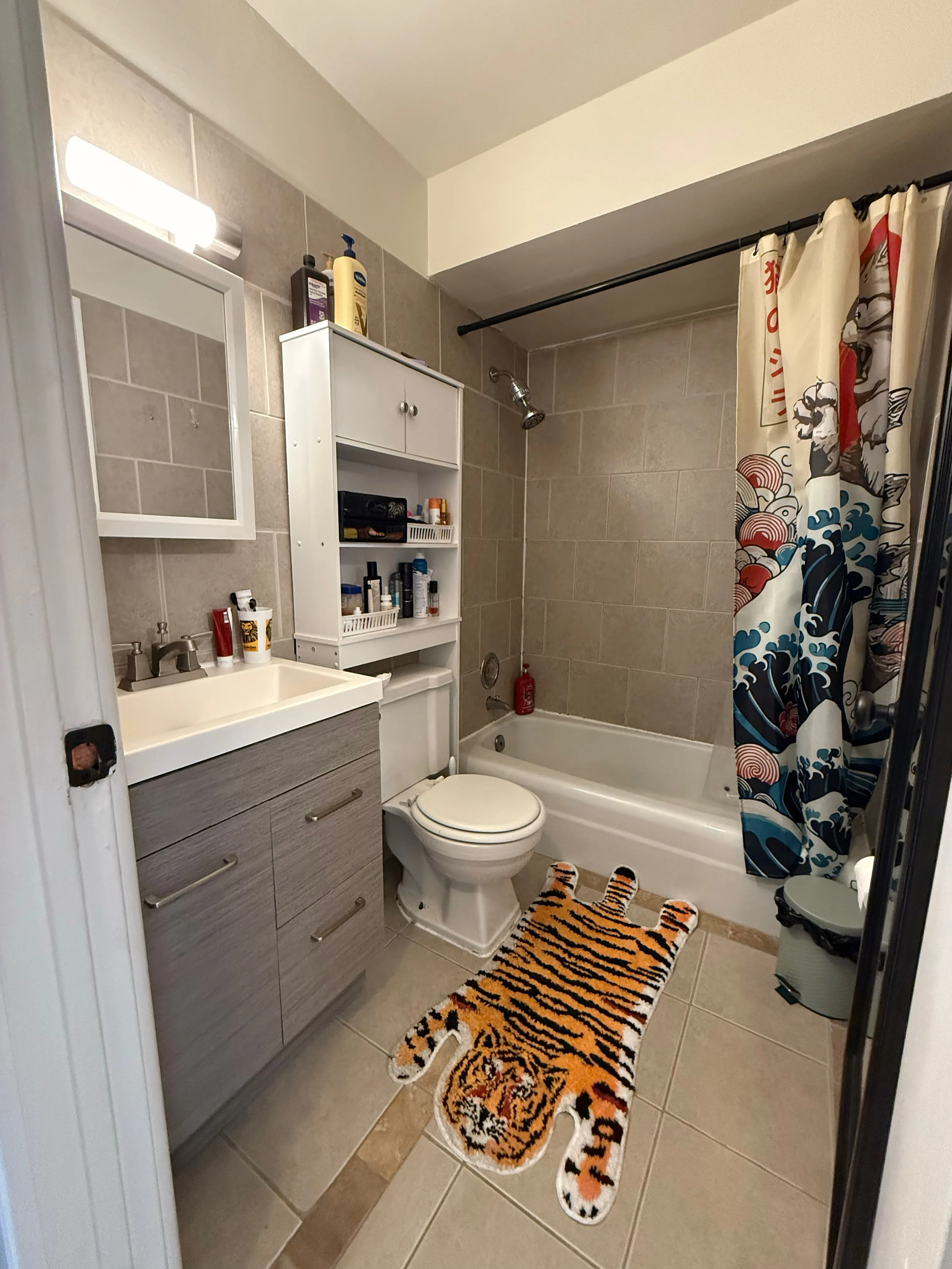 5746 N Sheridan Rd 60660 60660-Chicago-IL