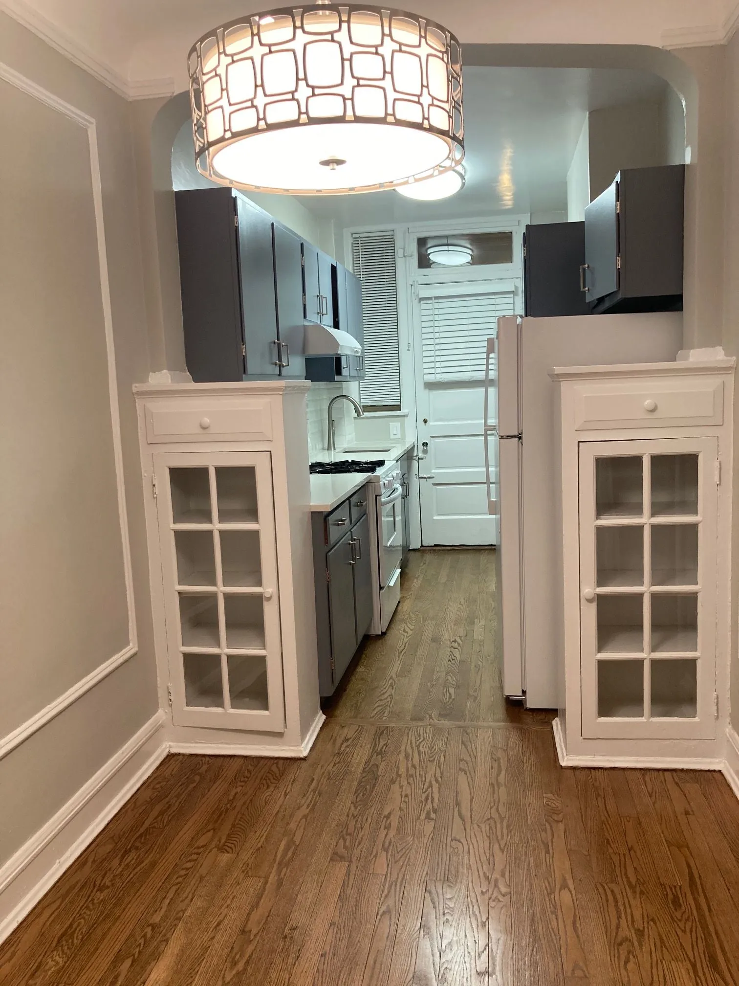 1649 W Touhy Ave   60626 60626-unit#1S-Chicago-IL