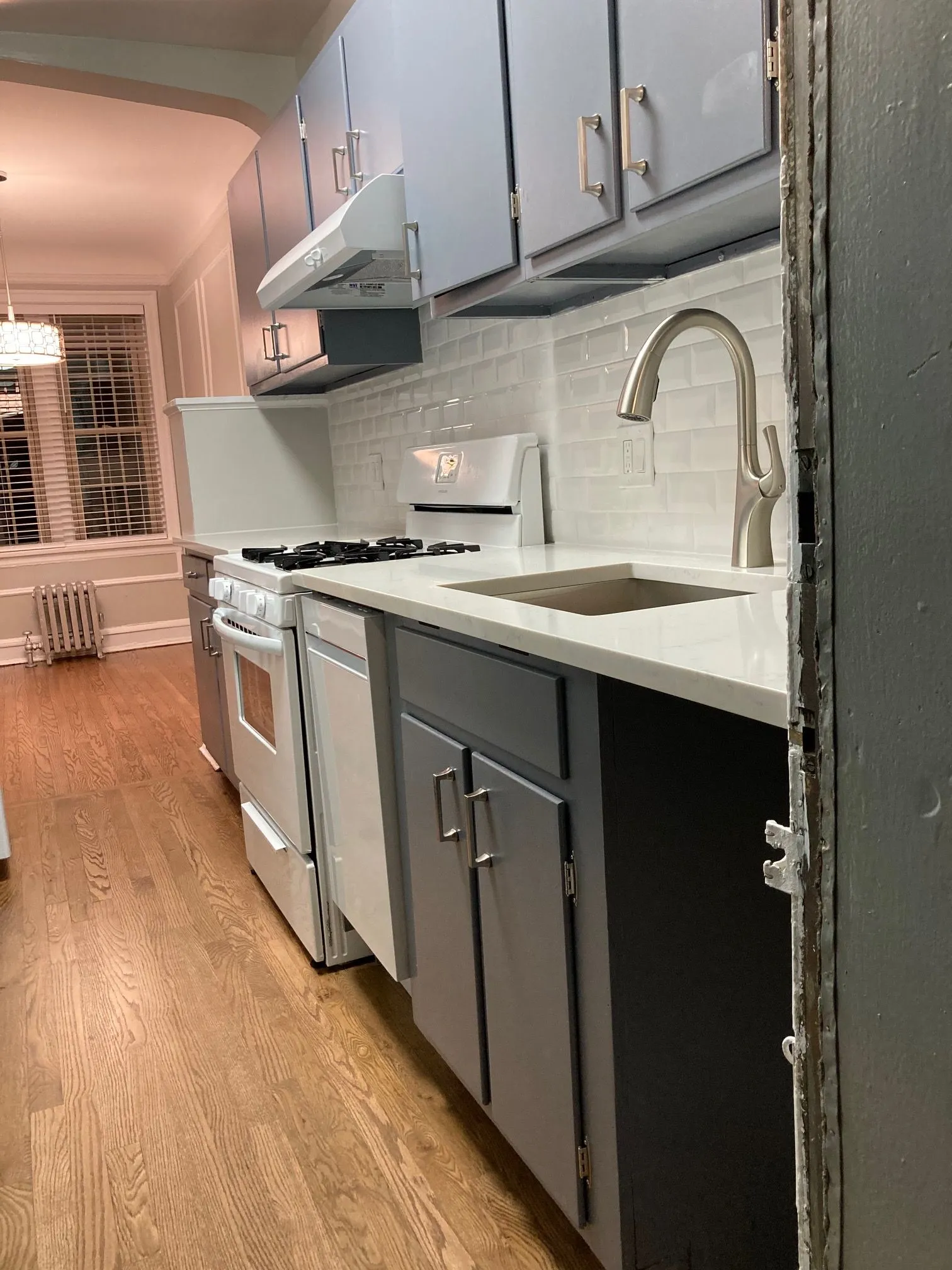1649 W Touhy Ave   60626 60626-unit#1S-Chicago-IL