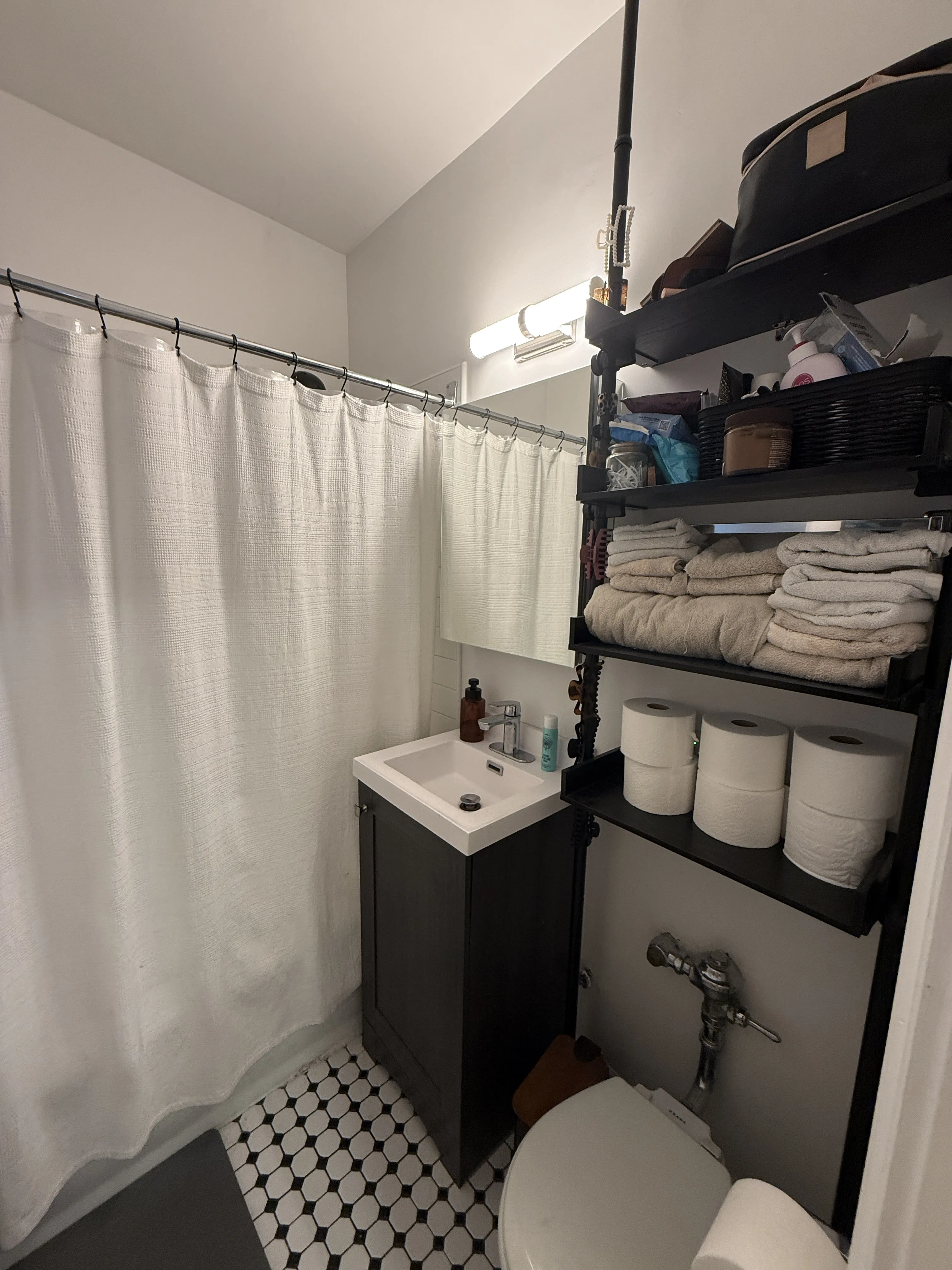 432 W Belmont Ave   60657 60657-Belmont Harbor-unit#409-Chicago-IL