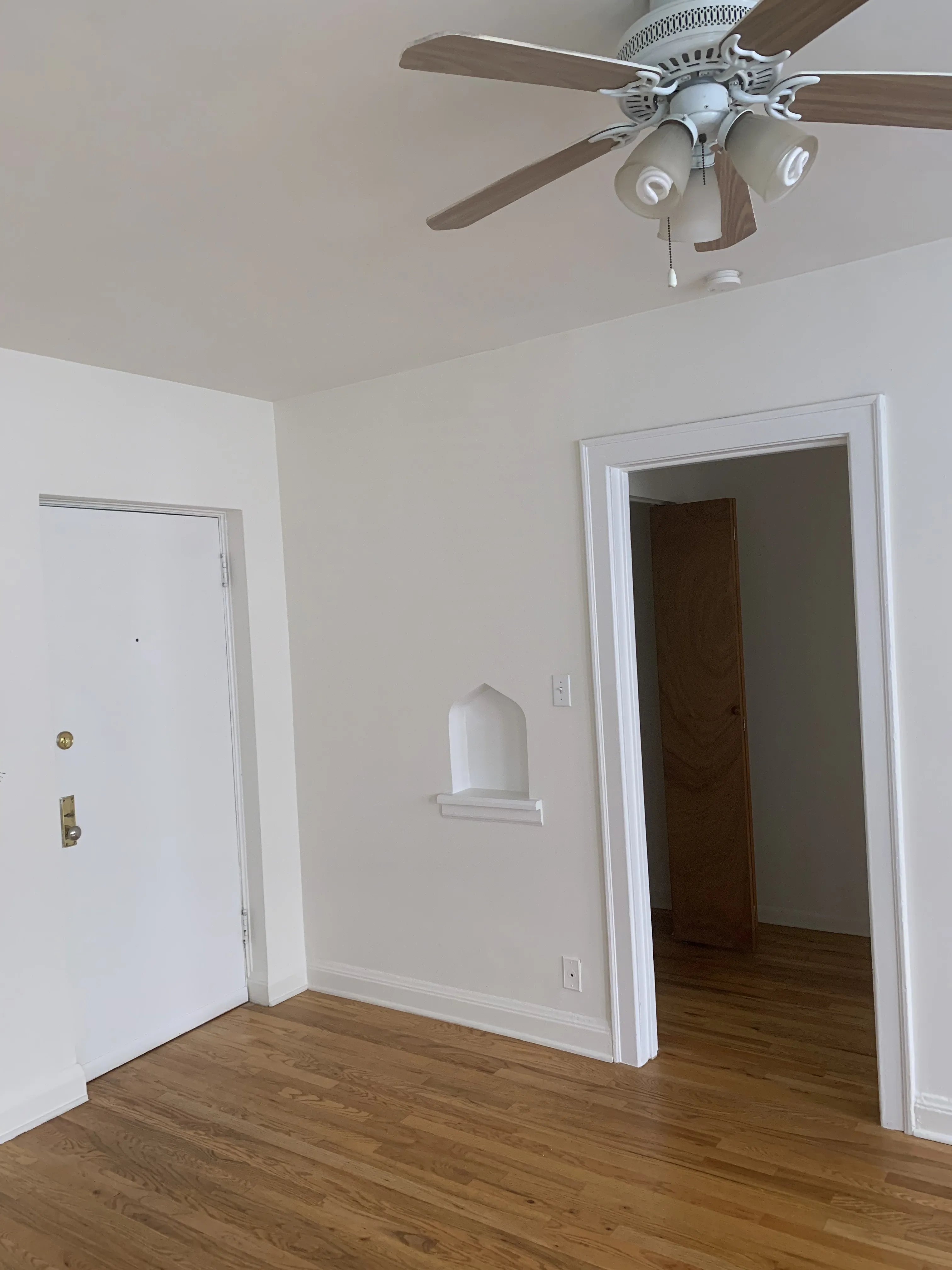 4824 N Damen Ave   60625 60625-Chicago-IL