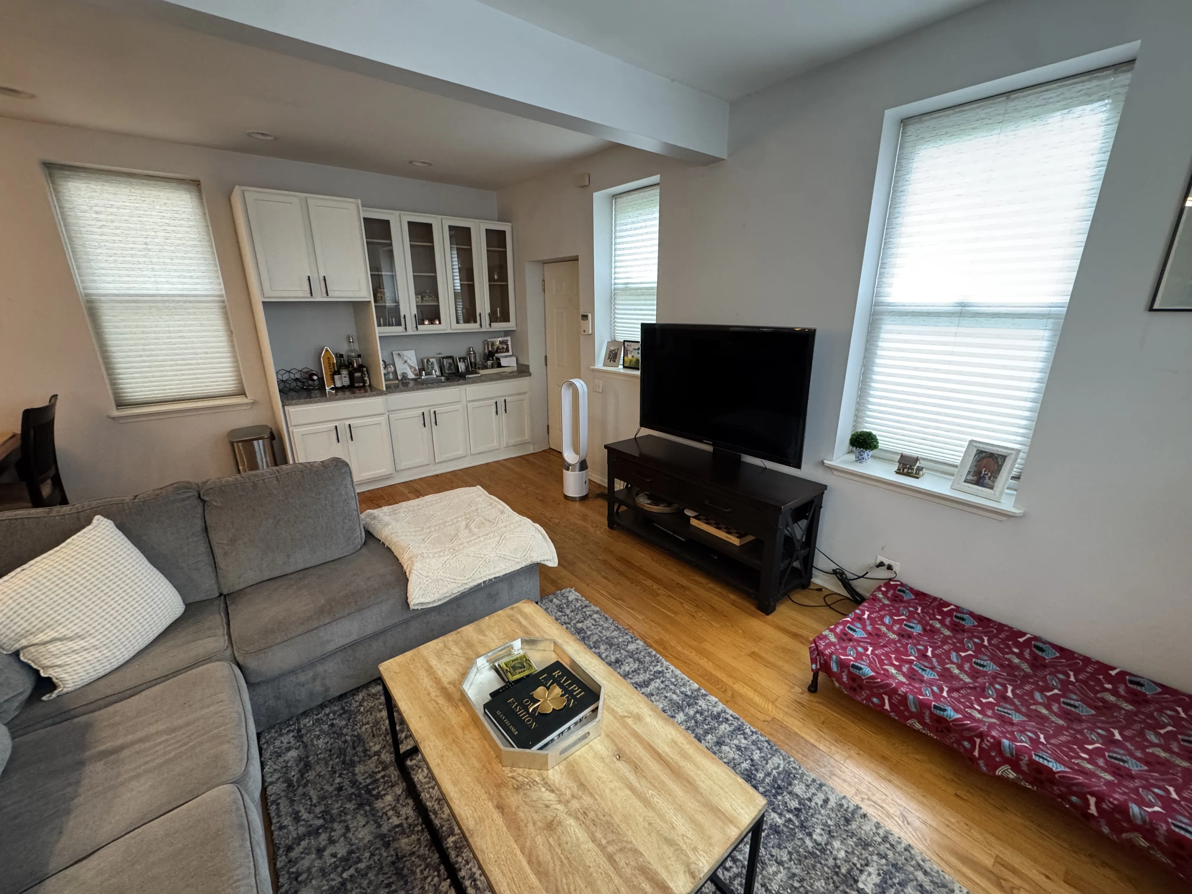 3825 N Greenview Ave   60613 60613-Greenview Coach House-unit#Coach-Chicago-IL