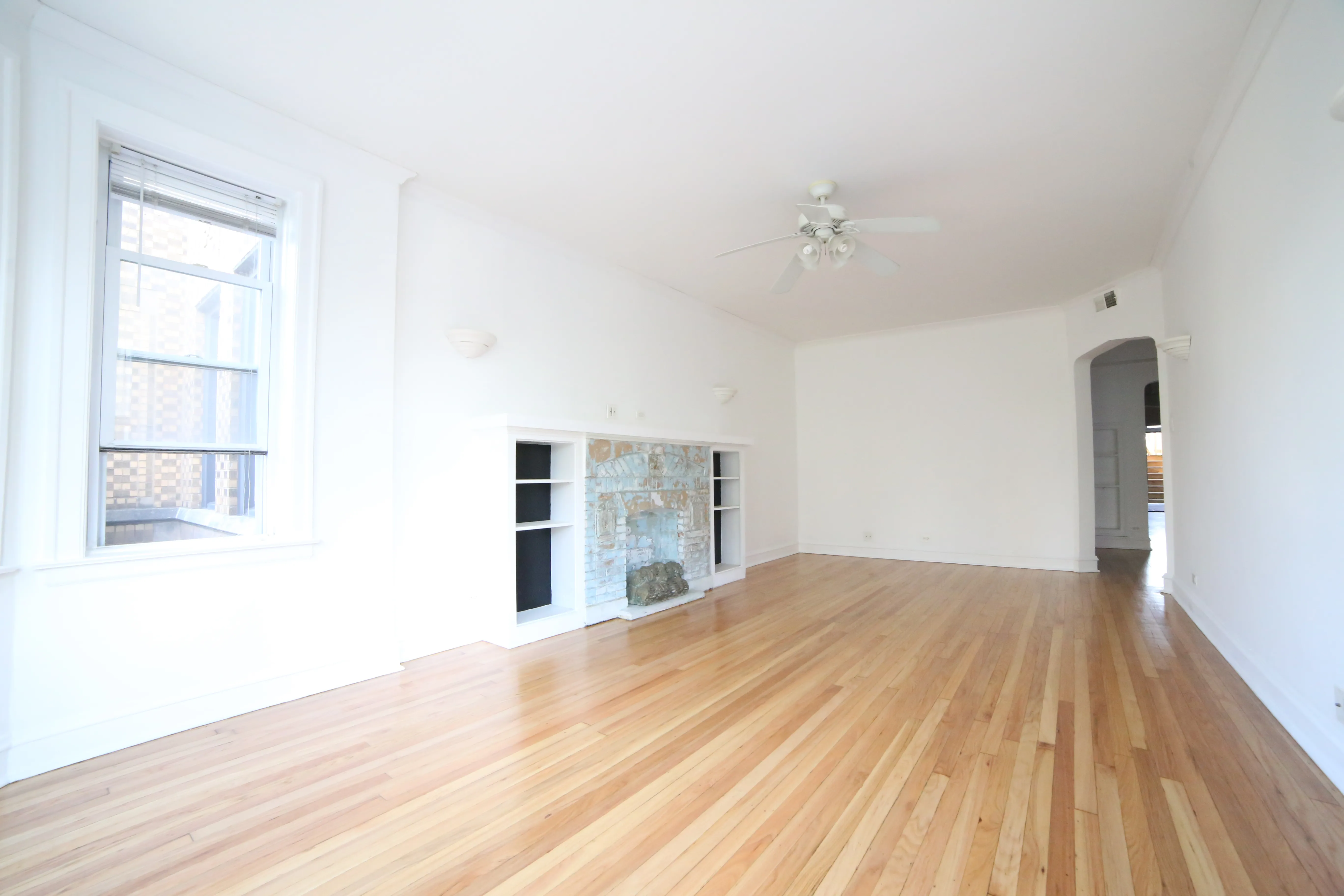 3570 W LYNDALE ST 60647-unit#2-Chicago-IL