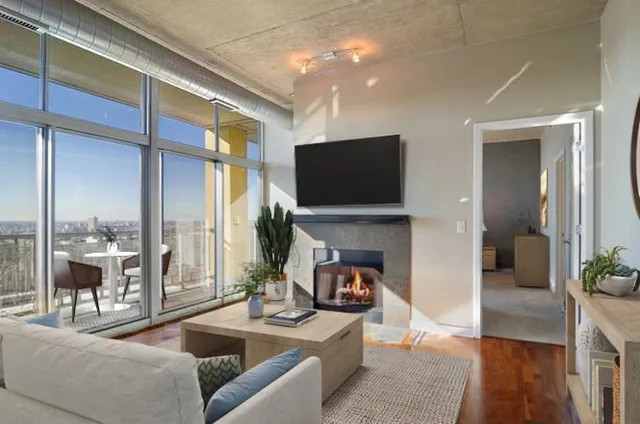 700 N Larrabee St   60654 60654-unit#1815-Chicago-IL