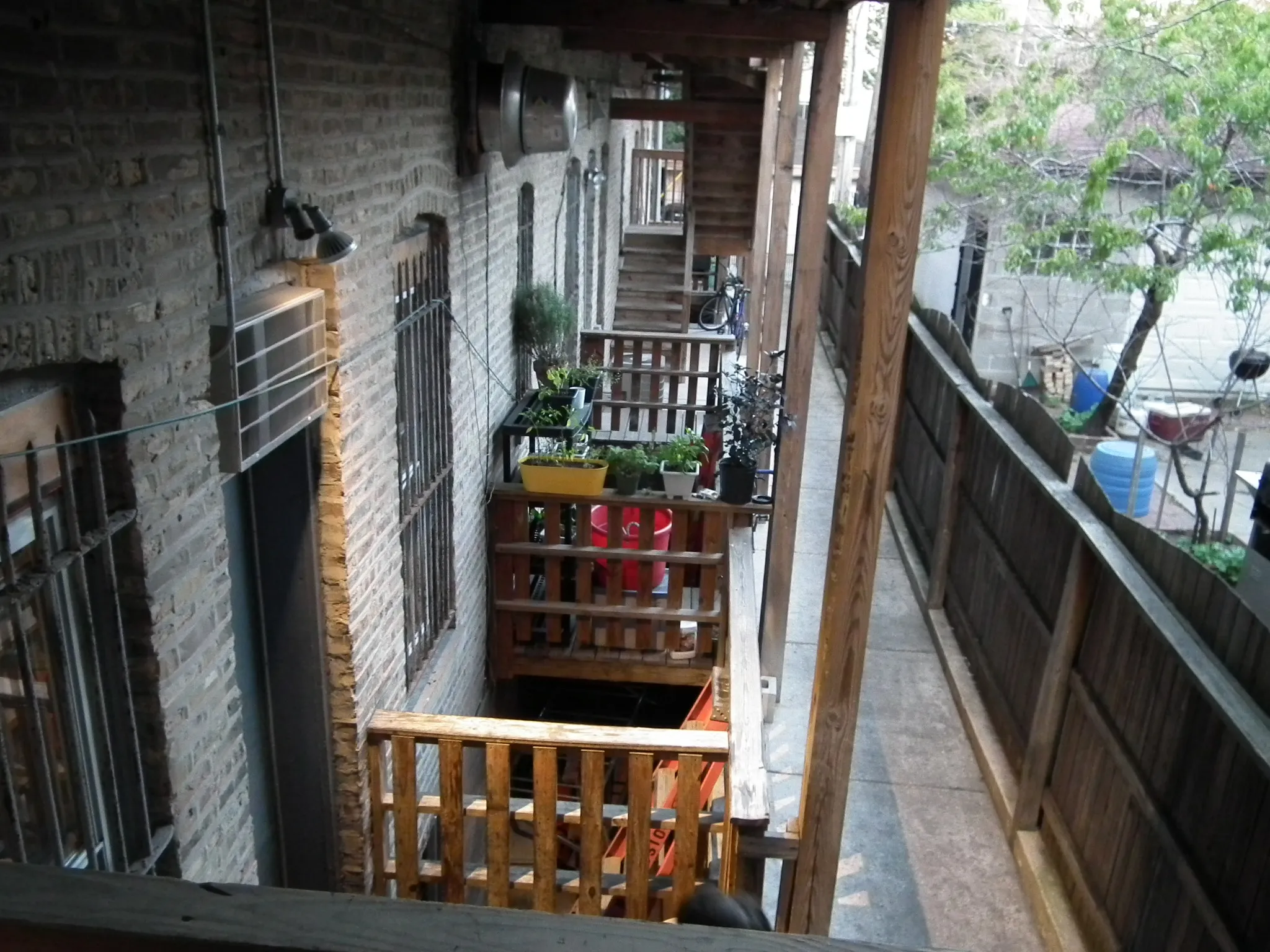 2759 N SACRAMENTO AVE 60647-DiverseySacramento-unit#2-Chicago-IL