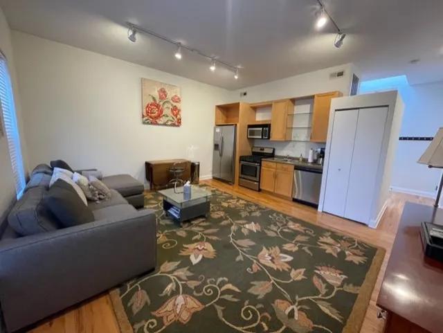 1345 N Wells St   60610 60610-unit#301-Chicago-IL