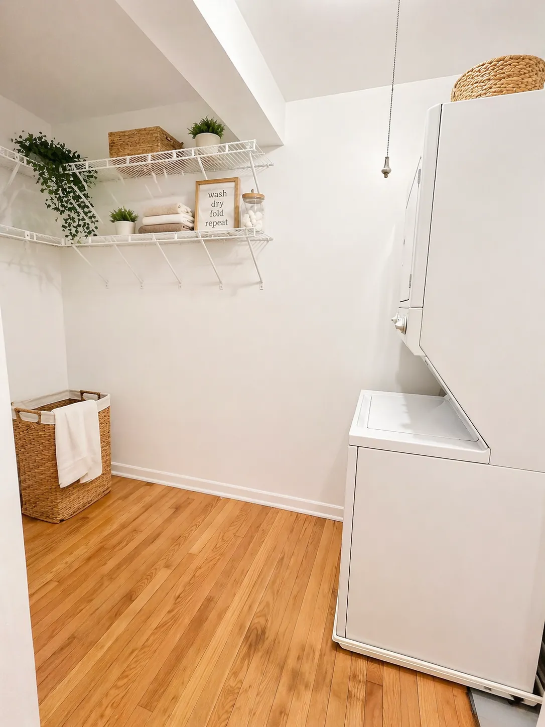1404 W Estes Ave   60626 60626-Estes-unit#1A-Chicago-IL