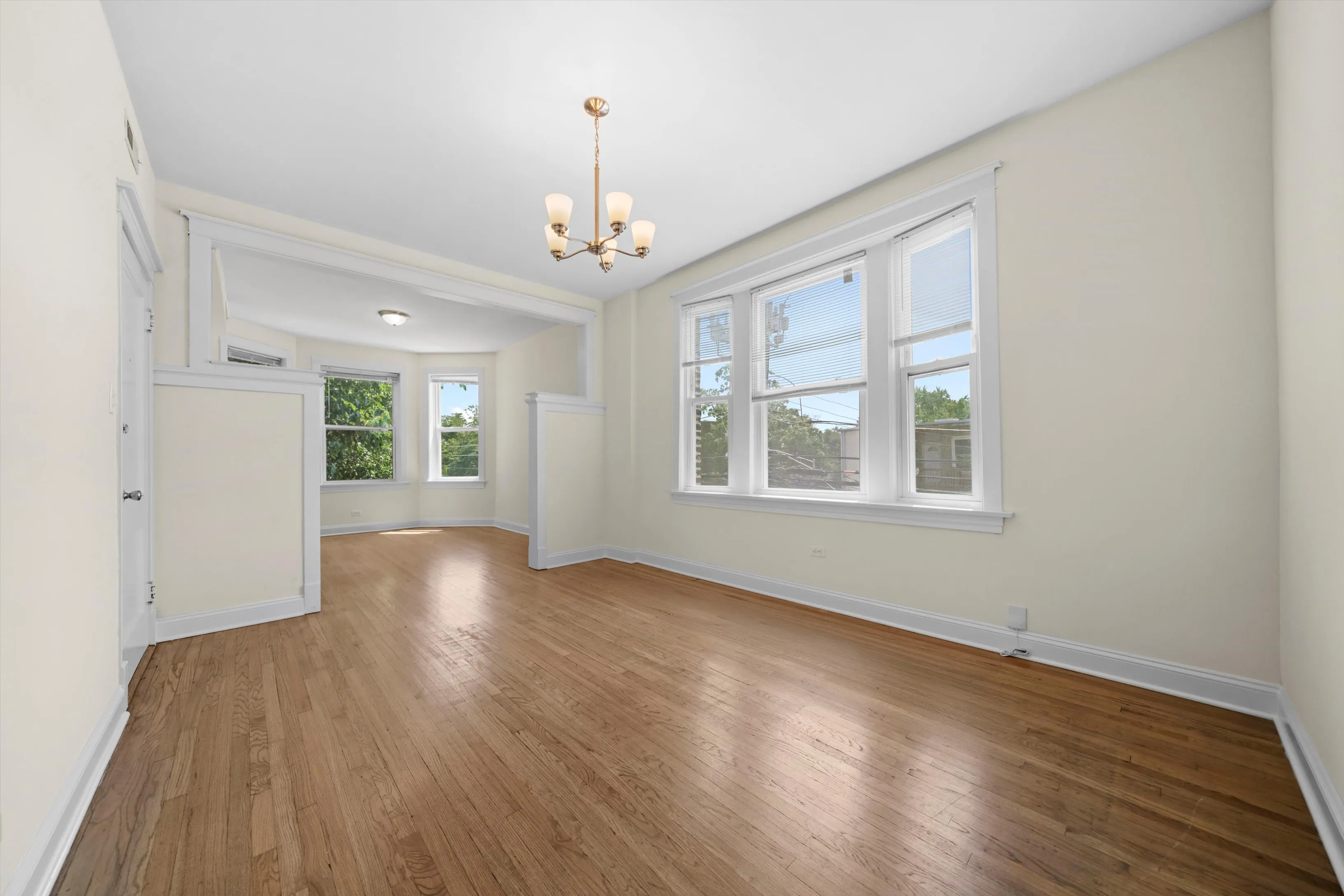 2814 N Troy St 60618 60618-unit#2F-Chicago-IL