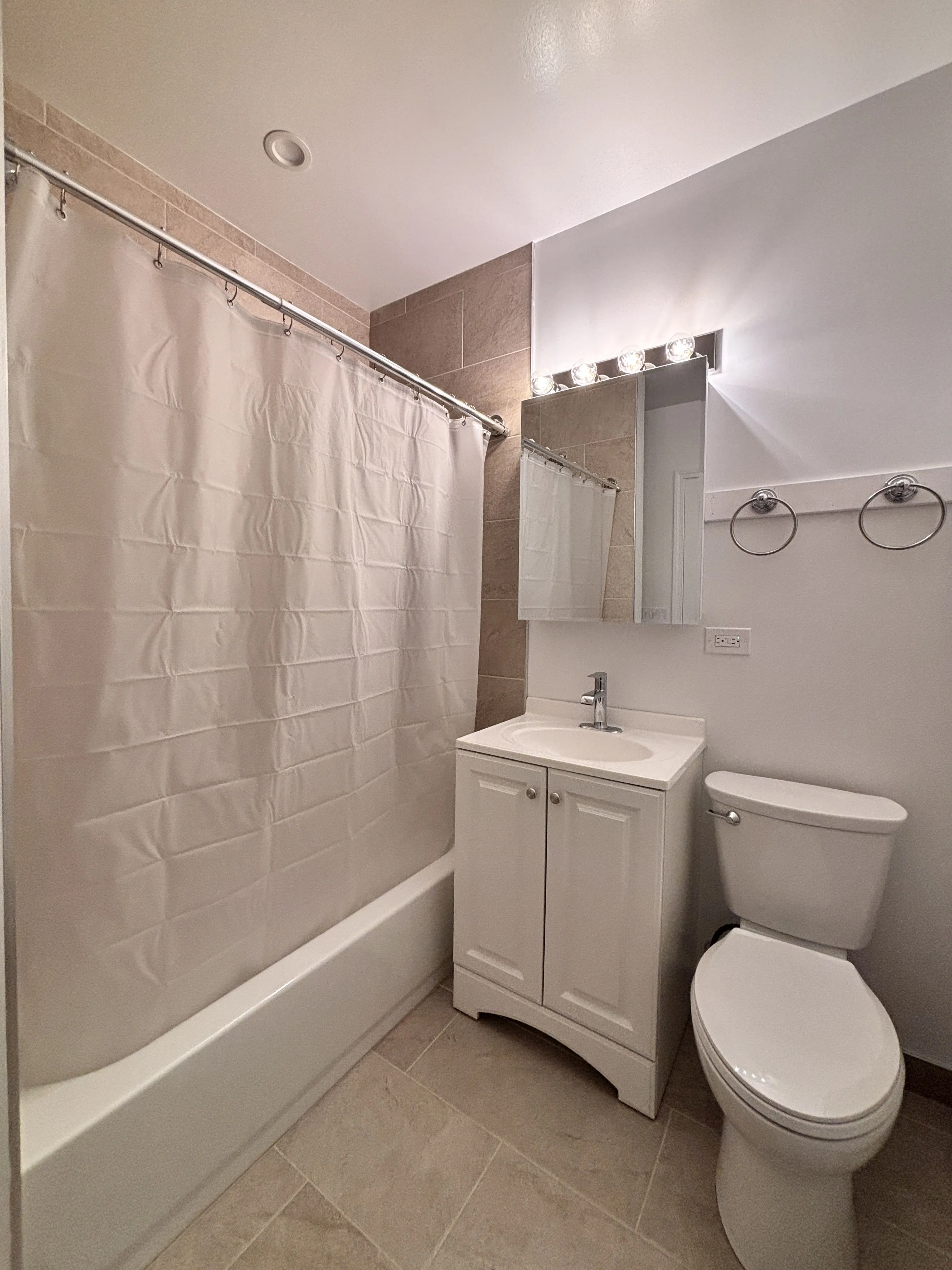 1627 W Superior St 60622 60622-unit#3F-Chicago-IL
