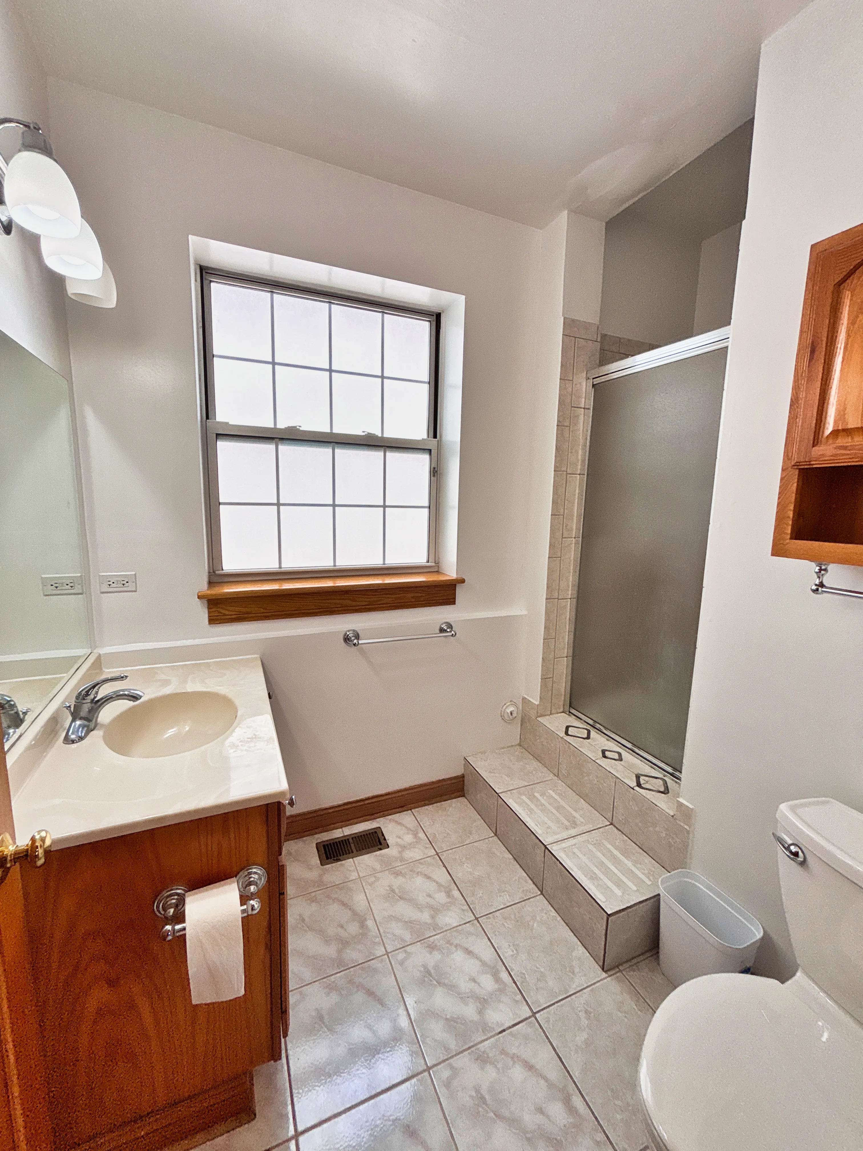 8016 Floral Ave 60077 60077-unit#1F-Skokie-IL