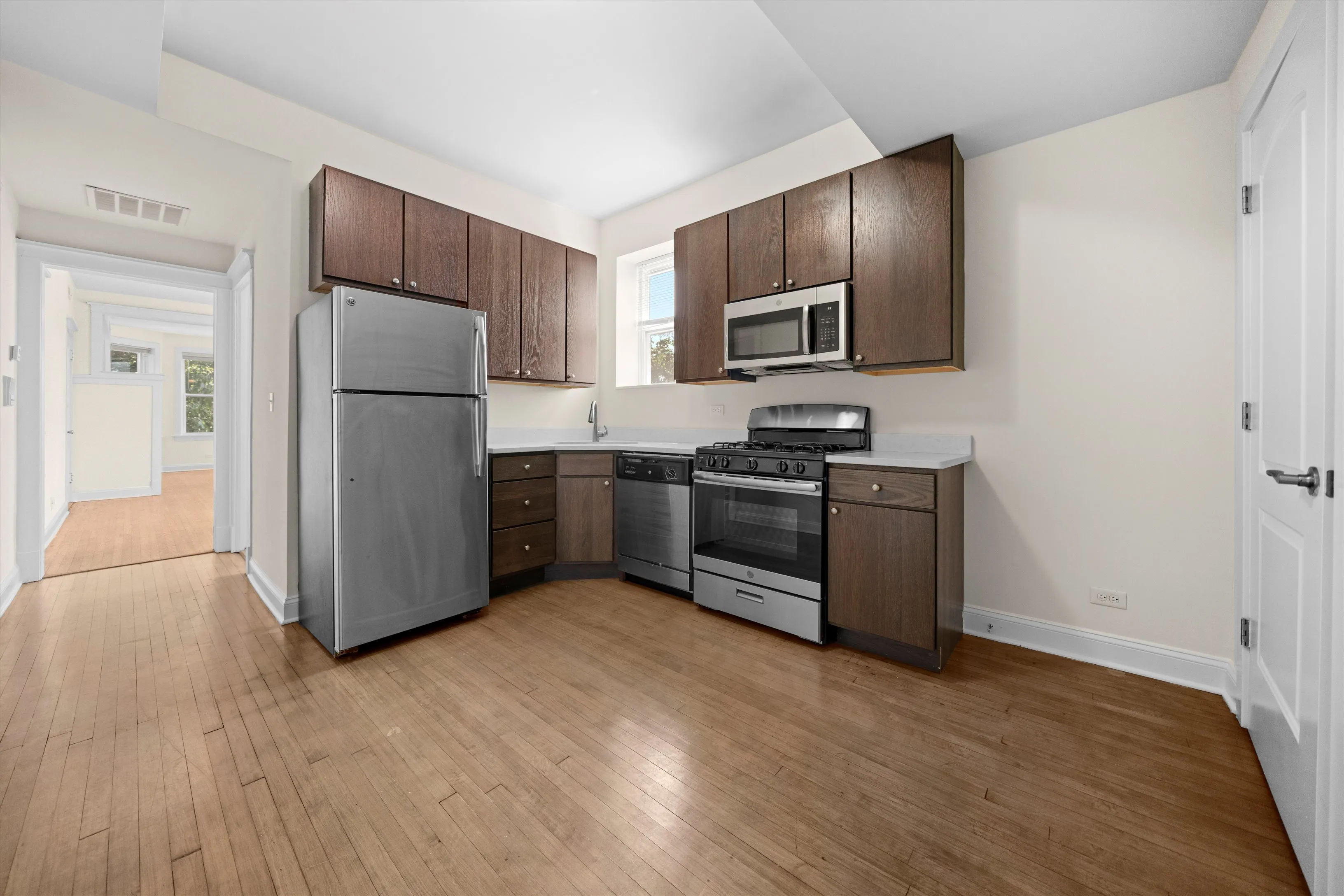2814 N Troy St   60618 60618-unit#2F-Chicago-IL