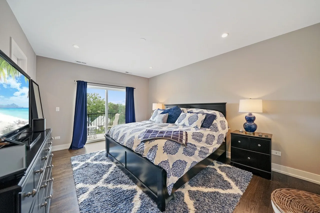 1938 N Francisco Ave 60647 60647-unit#4S-Chicago-IL