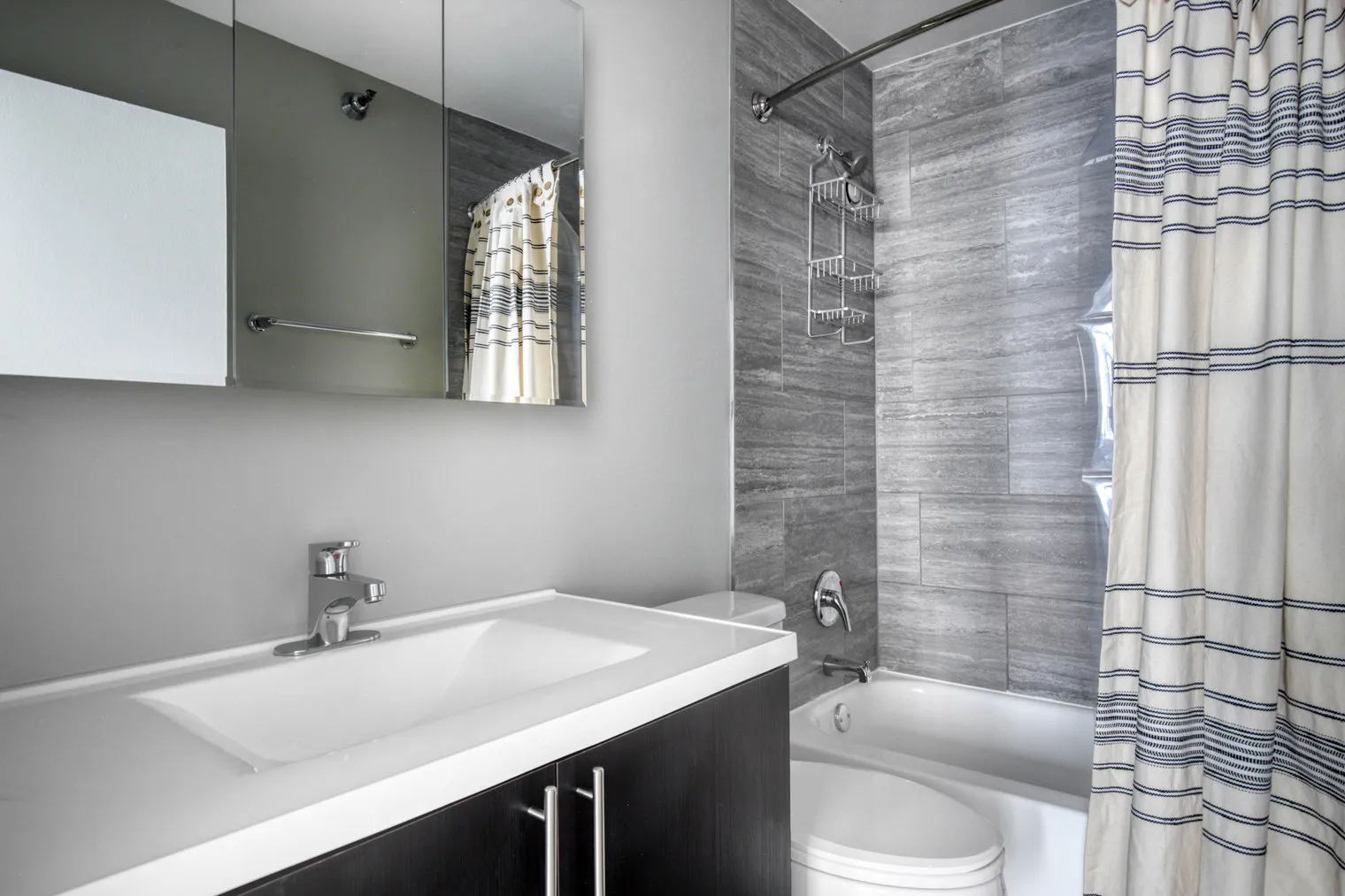 1 E Delaware Pl 60611 60611-One East Delaware-unit#ID801-Chicago-IL