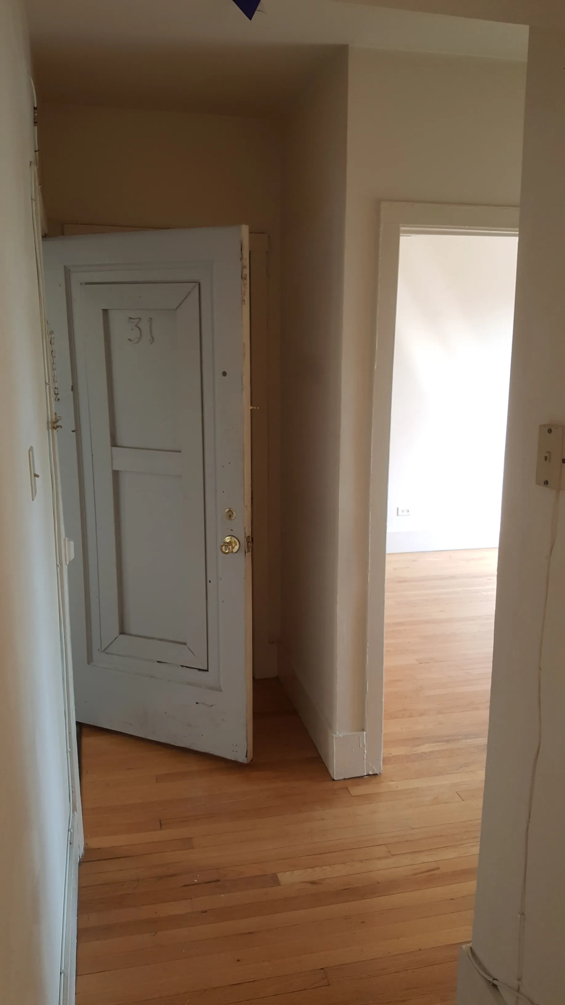 1100 W Roscoe St 60657 60657-unit#21-Chicago-IL