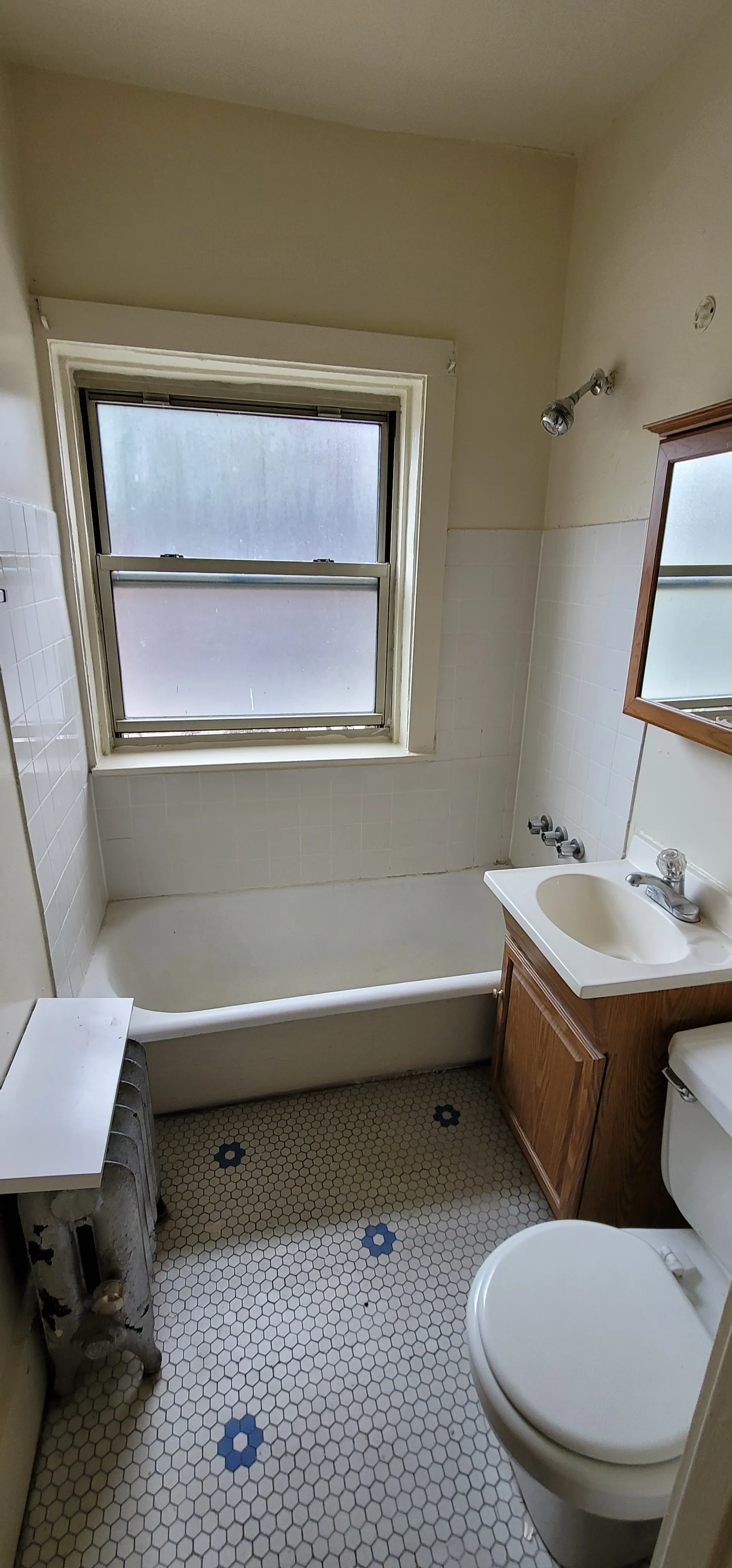 1100 W Roscoe St 60657 60657-unit#21-Chicago-IL