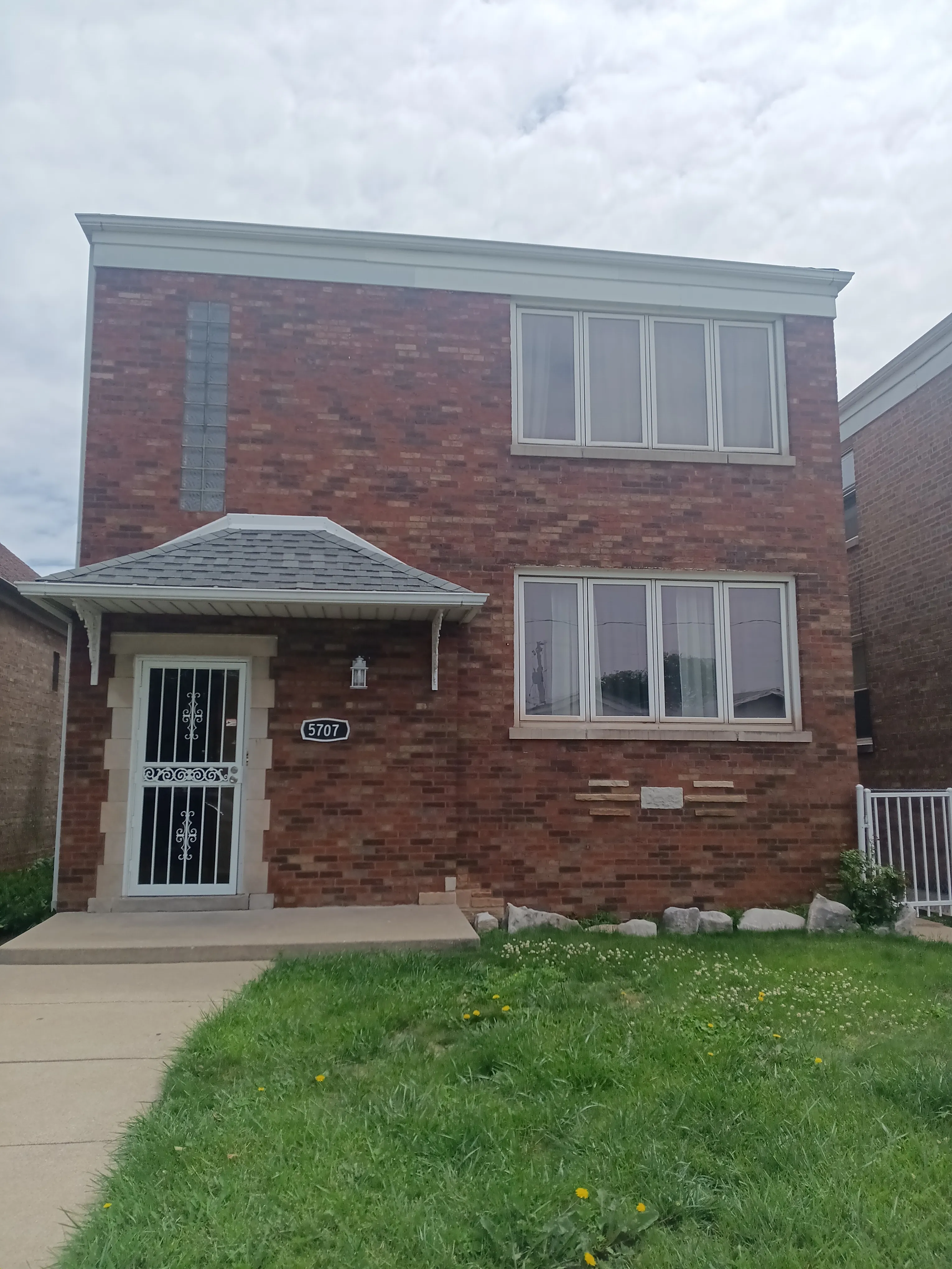 5707 S Meade Ave   60638 60638-unit#1-Chicago-IL