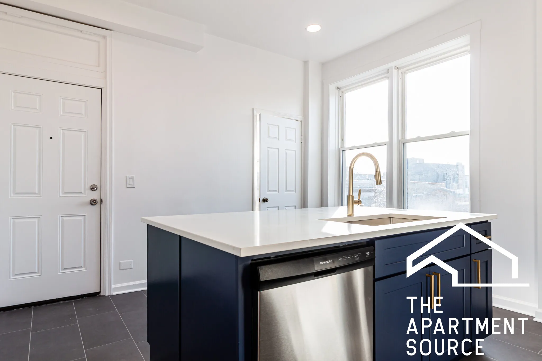 2350 W Charleston St   60647 60647-unit#3F-Chicago-IL
