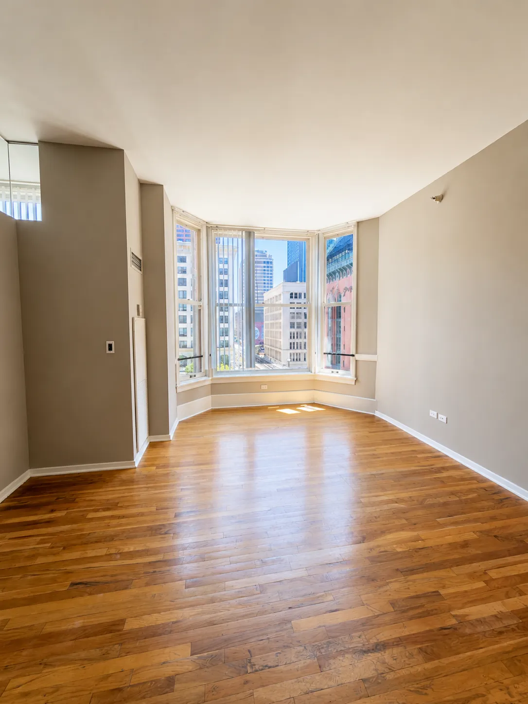 343 S Dearborn St 60604 60604-unit#604-Chicago-IL