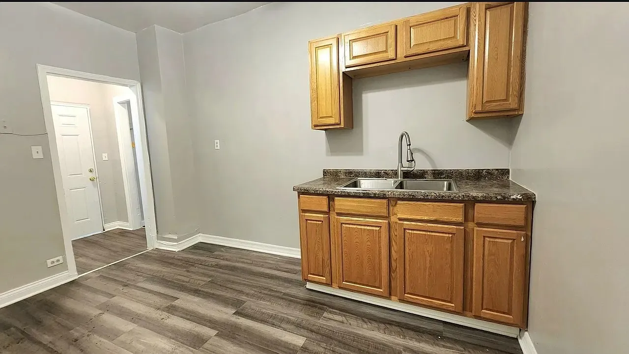 544 W 117th St 60628 60628-Chicago-IL