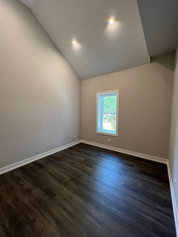 4927 N Claremont Ave   60625 60625-unit#205-Chicago-IL