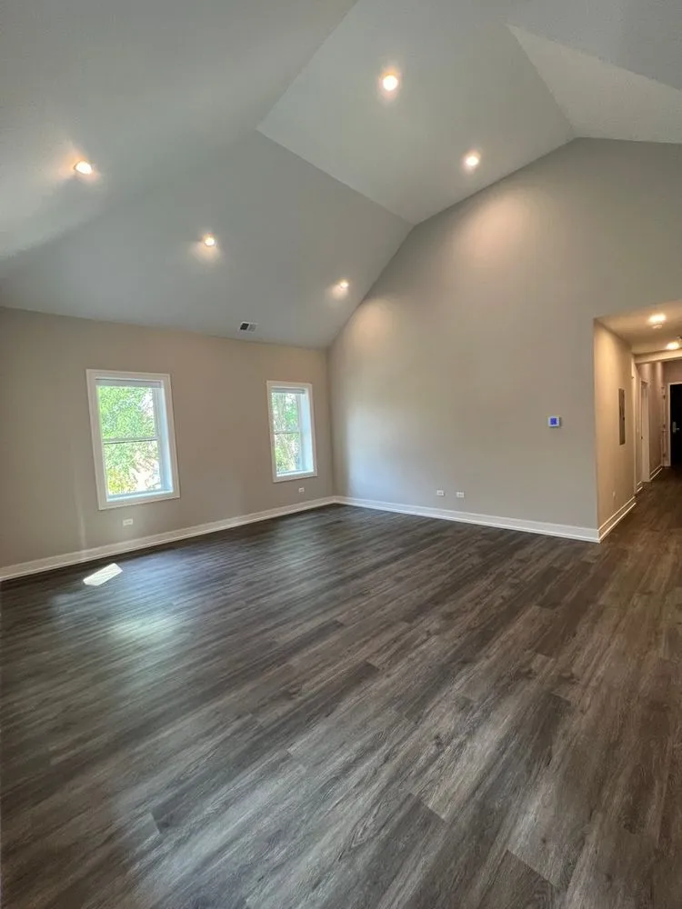 4927 N Claremont Ave   60625 60625-unit#205-Chicago-IL