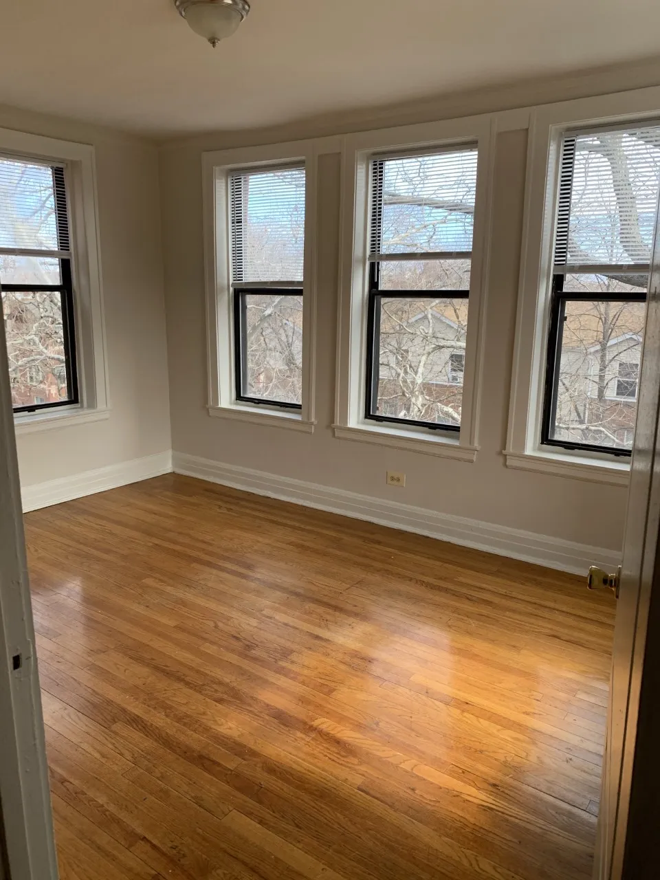 6550 N Ashland Ave 60626 60626-unit#3E-Chicago-IL