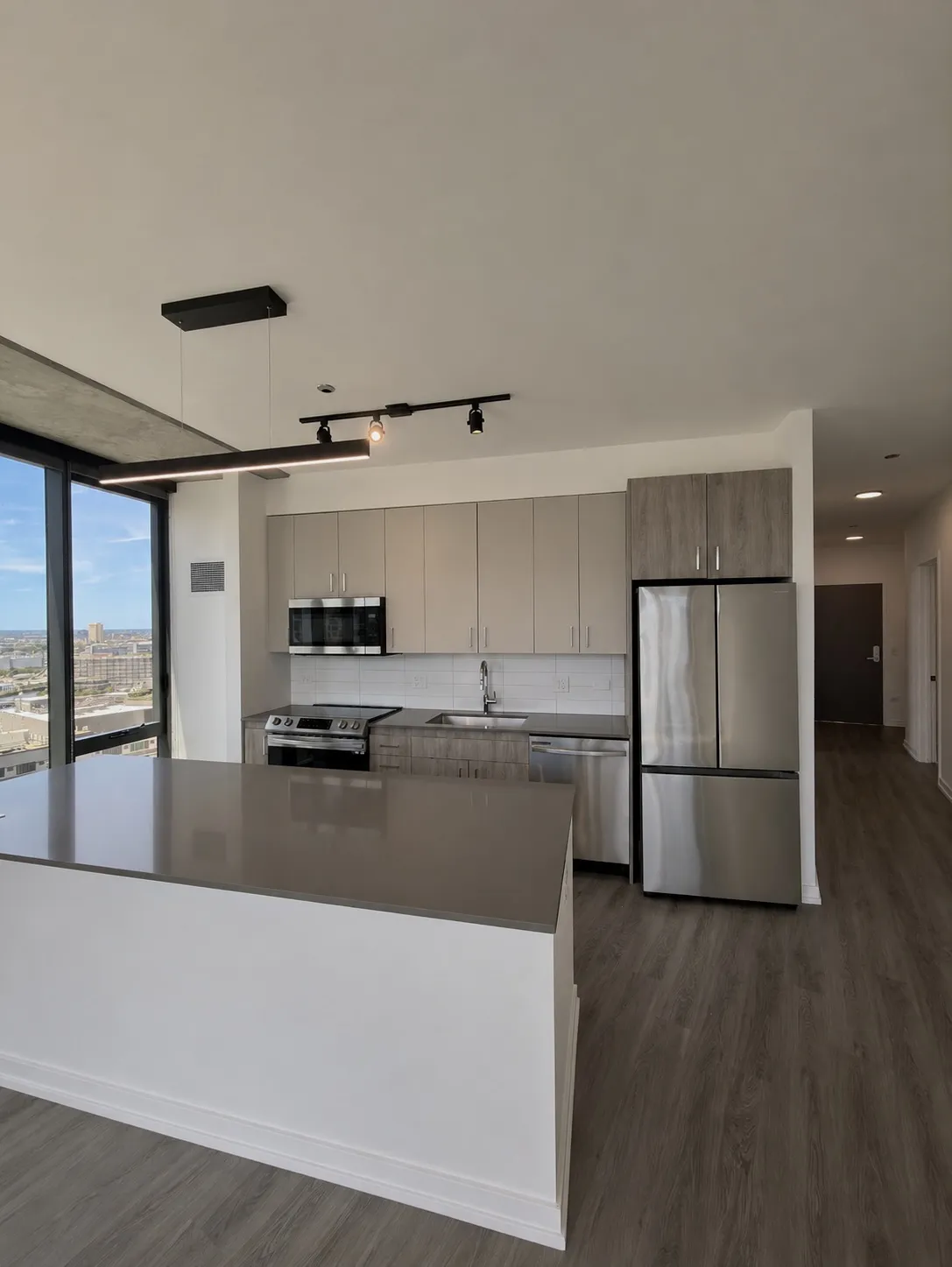460 W Ave 60610 60610-unit#1403-Chicago-IL