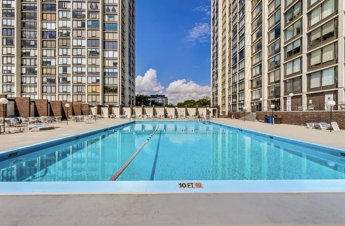 5455 N Sheridan Rd 60640 60640-Edgewater Palza-unit#3711-Chicago-IL