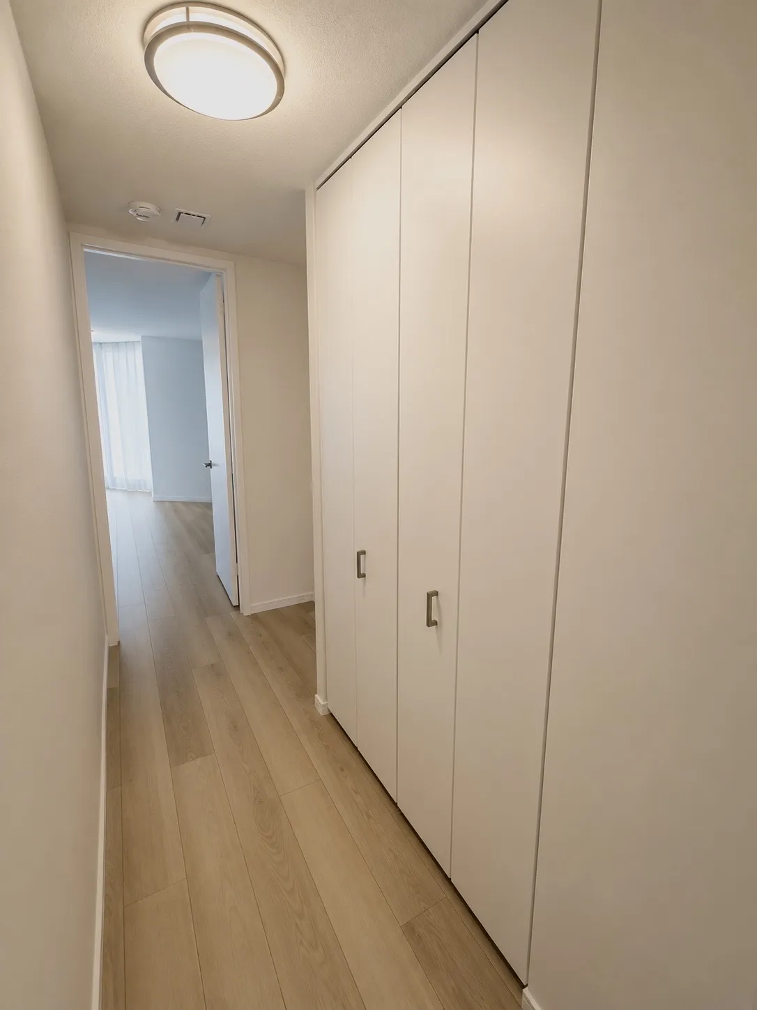 750 N Dearborn St   60654 60654-unit#804-Chicago-IL