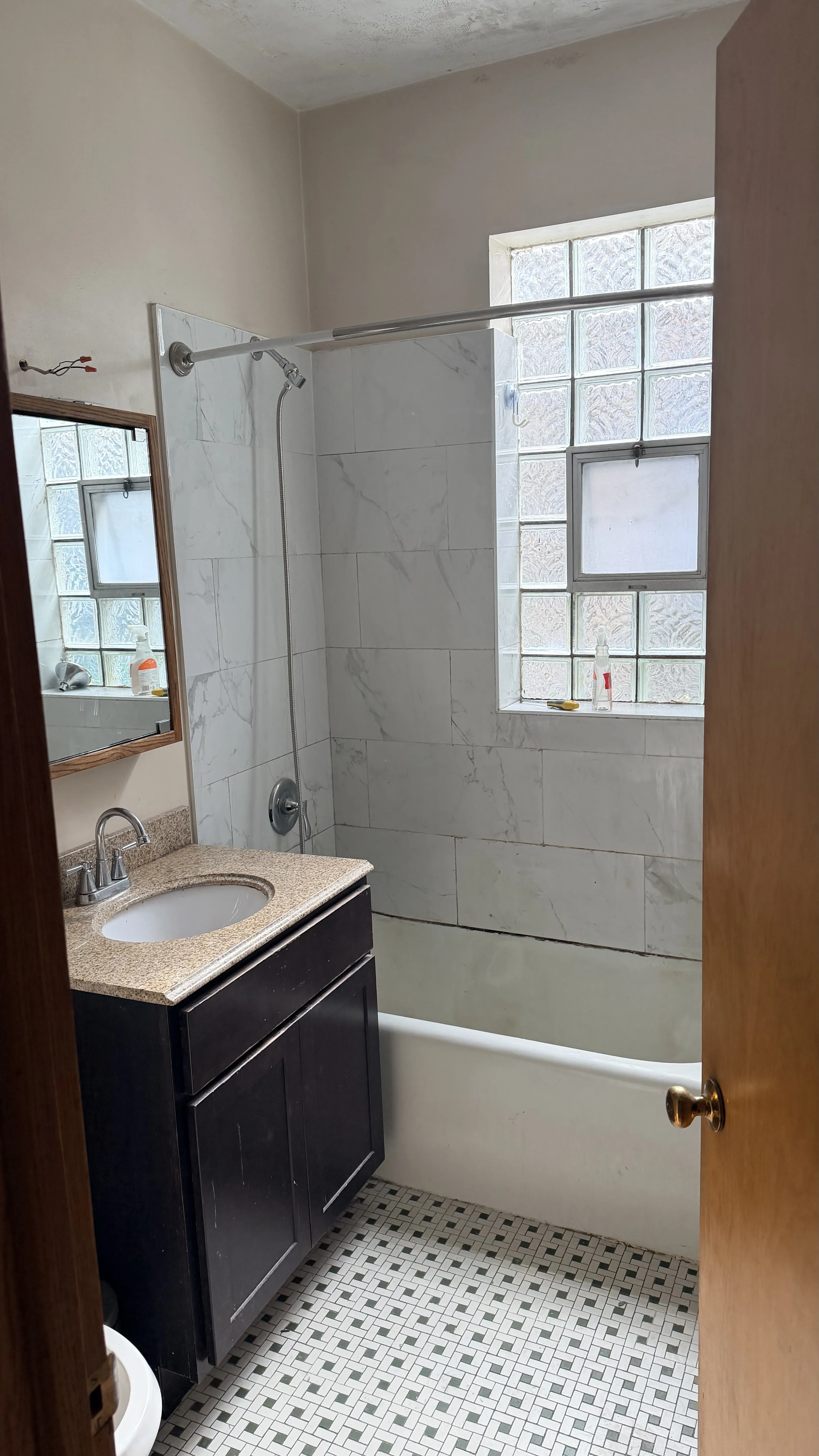 1213 W Addison St 60613 60613-unit#2-Chicago-IL