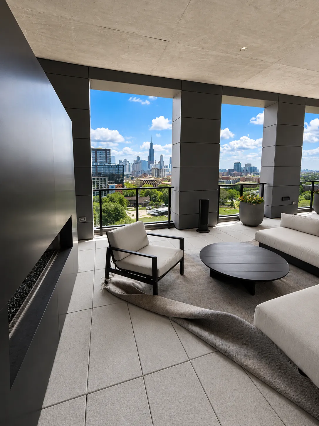 150 N Ashland Ave   60607 60607-unit#617-Chicago-IL