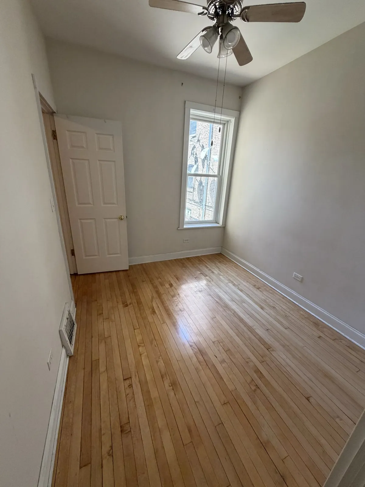 4952 N Damen Ave   60625 60625-unit#1-Chicago-IL