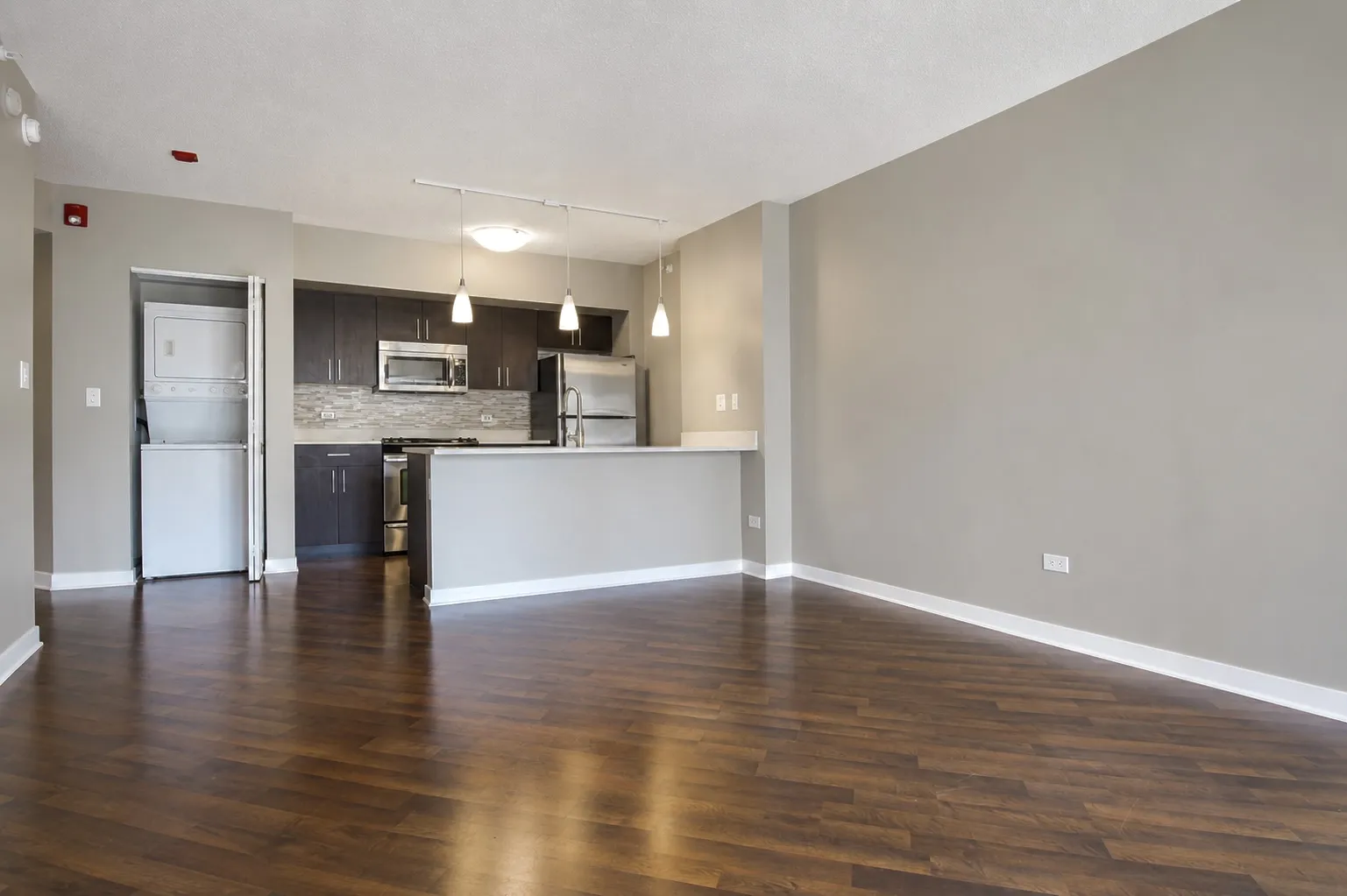 747 N Wabash Ave 60611 60611-Chicago-IL