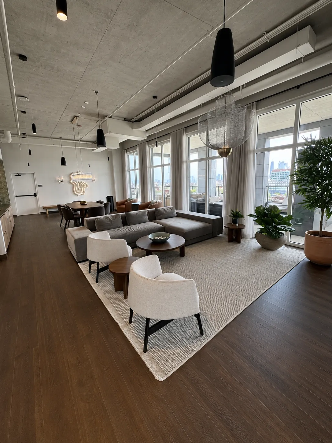 150 N Ashland Ave   60607 60607-unit#617-Chicago-IL