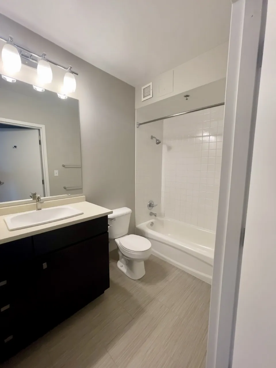 121 W Chestnut St   60610 60610-unit#3406-Chicago-IL