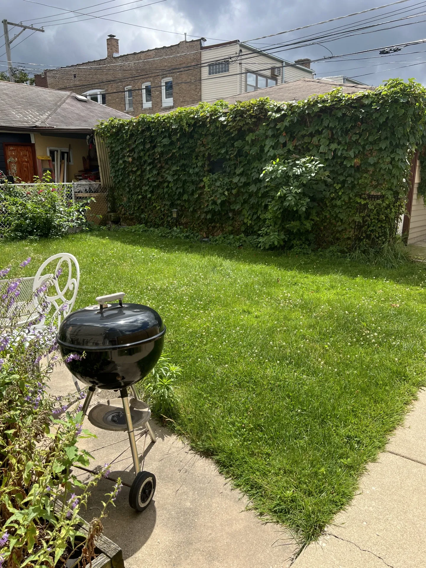4242 N Damen Ave 60618 60618-Chicago-IL