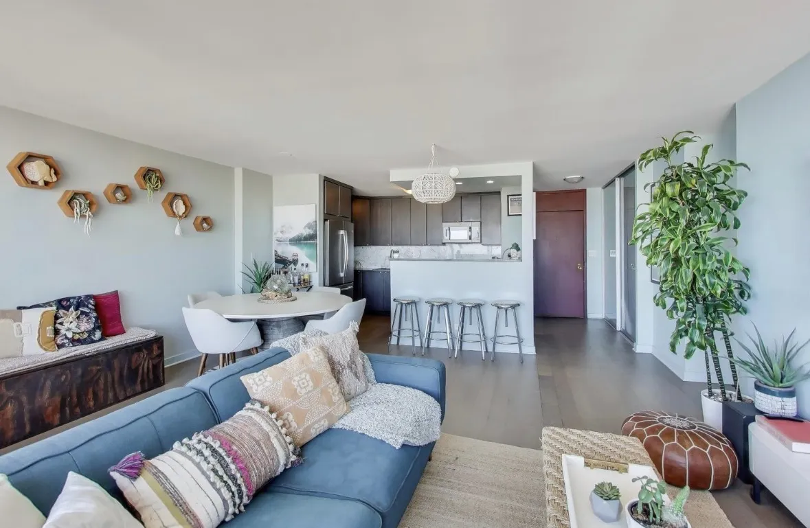 5455 N Sheridan Rd 60640 60640-Edgewater Palza-unit#3711-Chicago-IL